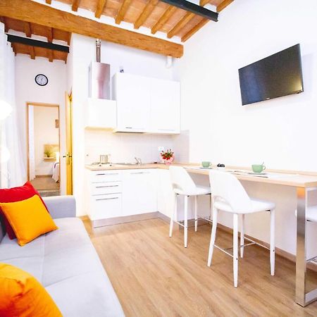Pisa Tower Apartment Екстер'єр фото